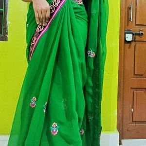 Beautiful Green Saree With Heavy Lace And Blouse