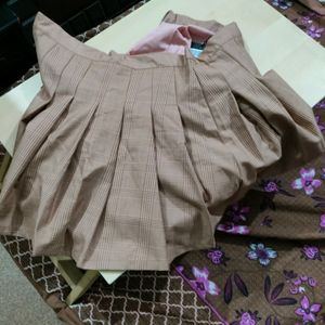 Pinkish Tan Colored Skirt With Tag Never Used 28cm