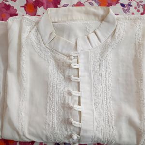 Men White Chikankari Kurta 4