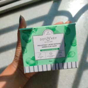 Dot And Key Green Clay Mask