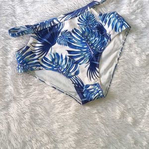 Tropical Stylish Knotted And Padded Bikini Set