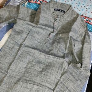 It's Grey Kurta Quality And Condition Is Best