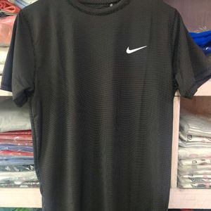 Nike Tshirt