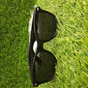 💥 Attractive Unisex Sunglasses Pack Of 1 As Per A