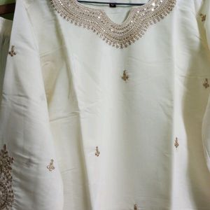 Fixed Price New/Unused Embroidered Kurta Set