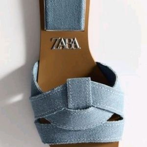 IMPORTED ZARA FLATS NEWNEW