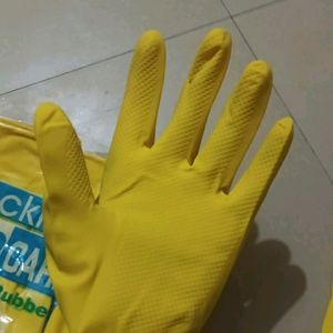 Hand Care Rubber Gloves 2