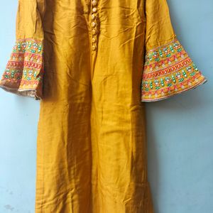 Mustard Kurti