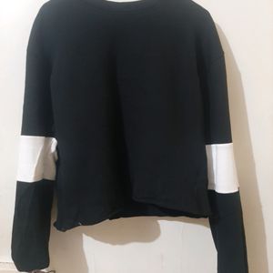 Black Sweatshirt For Daily Use . Very Comfortab