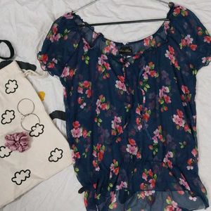 Cute Elastic Floral Top