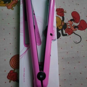 Vega Flat Hair Straightener