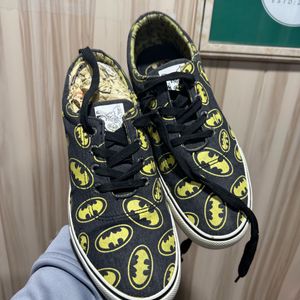 Batman Black Yellow Canvas Sneakers