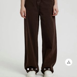 Trendy Brown Baggy Jeans