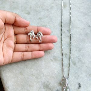 Silver Chain Locket With Matching Earings