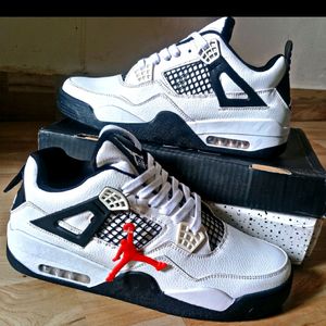 Nike Air Jordan 4 (Brand New With Box) Unused.