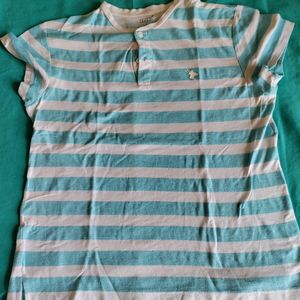 4 Casual Tees ( 3L + 1 XXL)