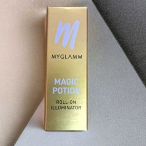 Myglamm Magic Potion Roll-On Illuminator