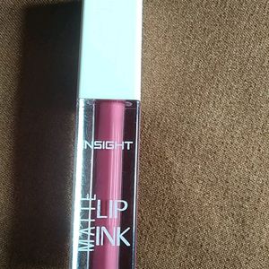 INSIGHT LIQUID LIPSTICK