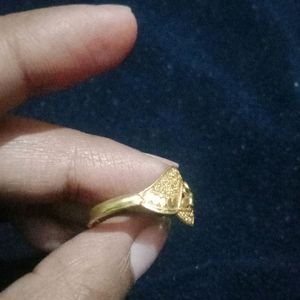 Pure Peetal Ring