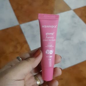 Aqualogica Plum Tinted Lip Balm