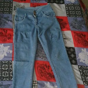 Statue Wall Jeans For Girls