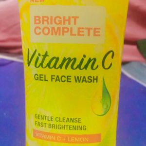 Garnier Vitamin C Gel Face Wash