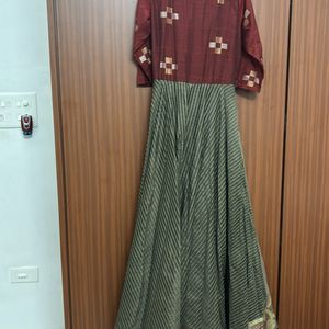 Women Ethnic Gown