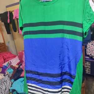 Green and blue women casual T-shirt