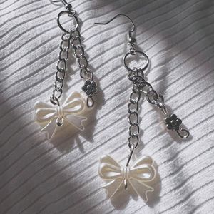 Aesthetic Pinterest Earrings ( Coquette)