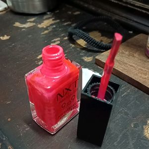 Primer +Gloss Nail Paints