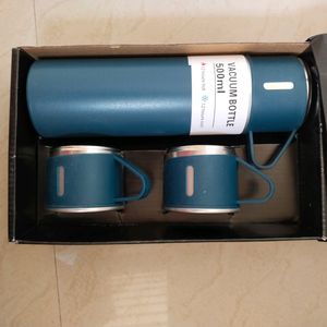 Flask. Insulated With Silver Touch Finishing Mug