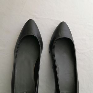 Black Casual Heels (Women's)