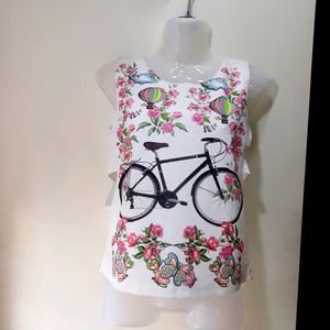 Very Trendy Summer Top