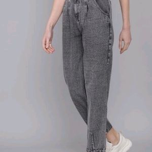 Woman Regular High Rise Gray Jeans 👖