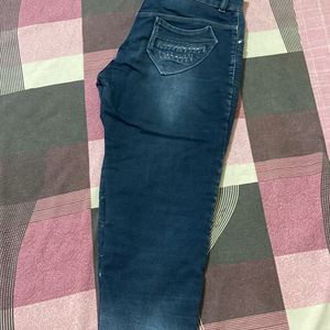 Navy Blue Washed Distressed Pattern Jean For Women