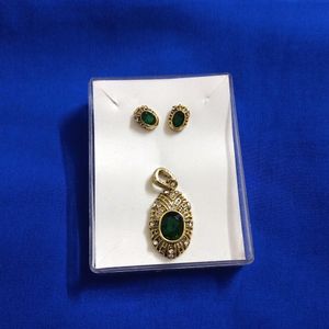 Emerald Green Stone Studied Gold Plated Imitation