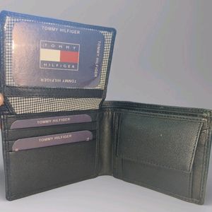 Tommy Hilfiger Premium Quality Soft black 🖤Wallet