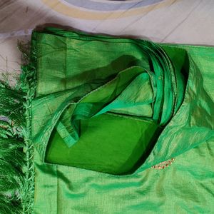 Silk Parrot  Green 💚 Saree