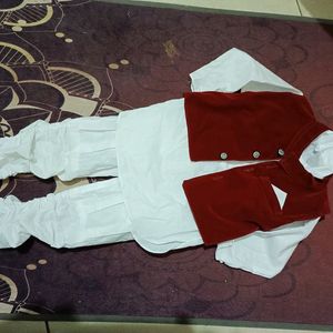 A Party Wear Set For Your Baby Boy