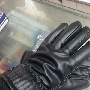 Men Biking Gloves Leather Free Size Mobile Use Too