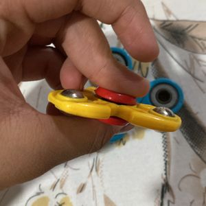 Fidget Spinner Blue And Yellow Colour