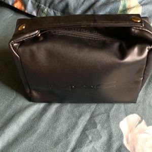 Mac Black Travel Pouch