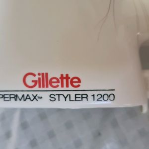 Gillette Supermax- Styler 1200 HAIR DRYER