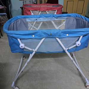 Foldable Cradle For New Born 2 @ 4000