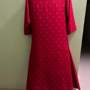 Women Fish Cut Kurti With 2 Plastic Hanger