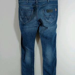 Wrangler Men Denim Blue Jeans| Waist 34 | Length 4