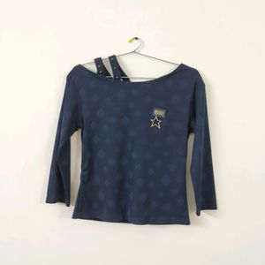 Navy blue top (girl's)