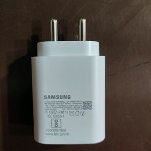 Samsung Type-C Adapter