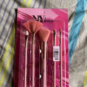 Ny Bae Pro Makeup Brush Set