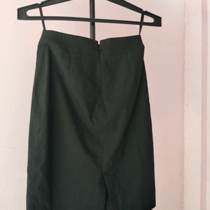 UNIQLO fitted Skirt